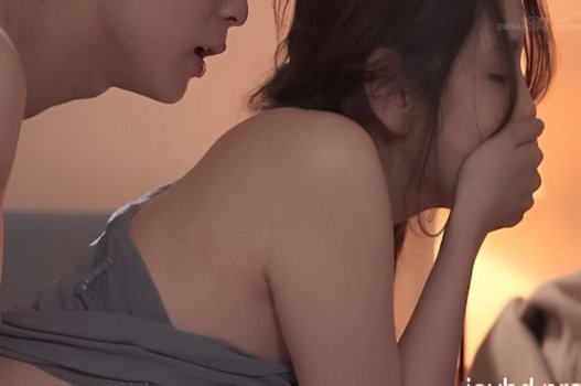 Em trai tò mò được chị gái hướng dẫn bí kíp làm tình sướng tê tái