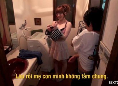 Momoka Nishina: Bà Mẹ Quyến Rũ Khai Tâm Con Trai Về Những Trò Chơi Tình Ái Cấm Kỵ